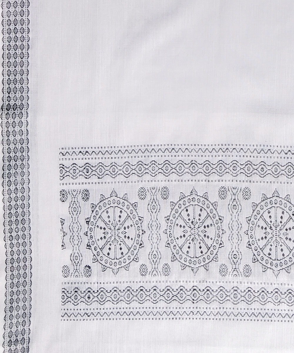 Offwhite handwoven cotton bomkaidupatta