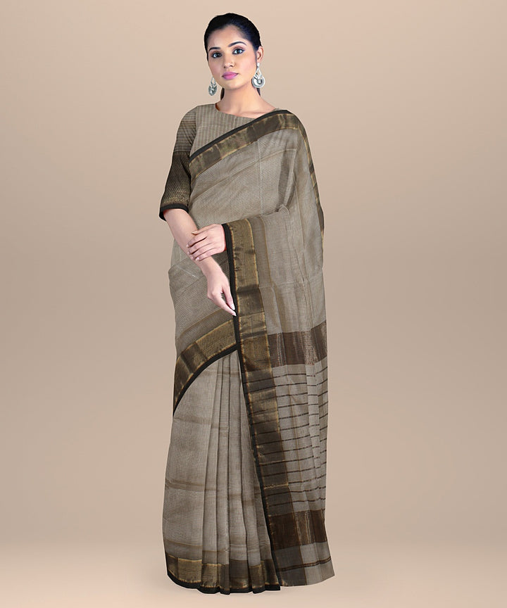 Offwhite grey handloom maheshwari cotton silk saree