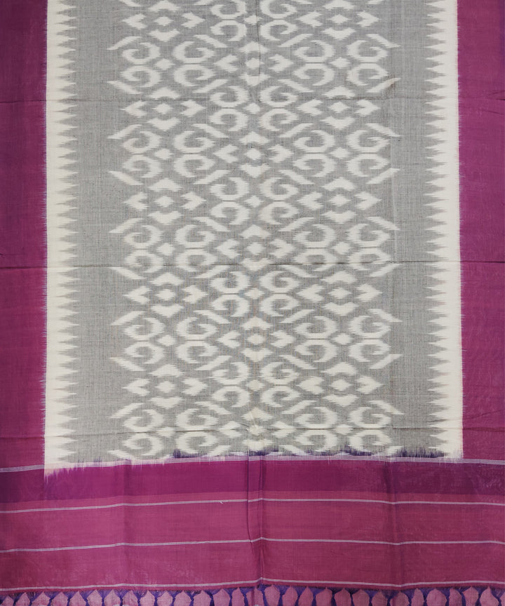 Offwhite maroon pochampally ikat cotton handloom duppatta