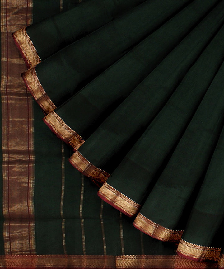 Dark green red handloom maheshwari cotton silk saree