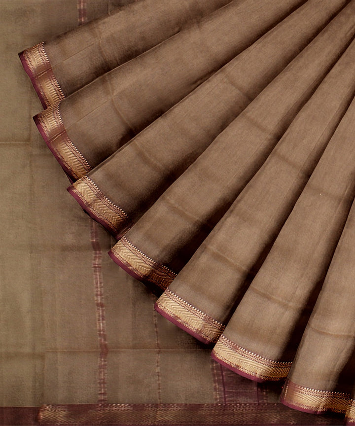 Beige light pink handloom maheshwari cotton silk saree