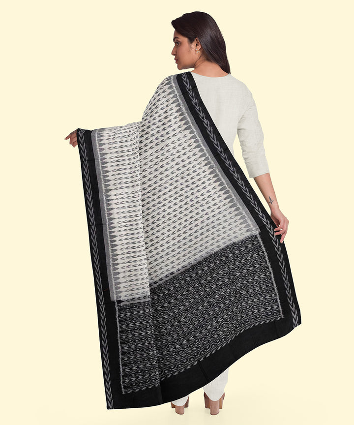 White black handwoven cotton sambalpuri dupatta