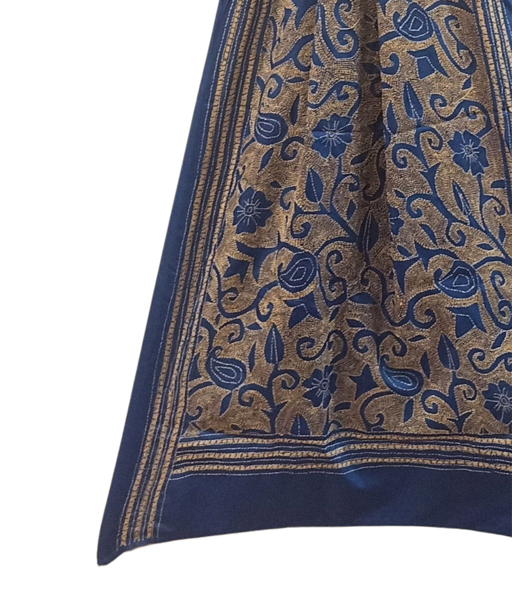 Navy bluemulticolor thread handwoven silk stole