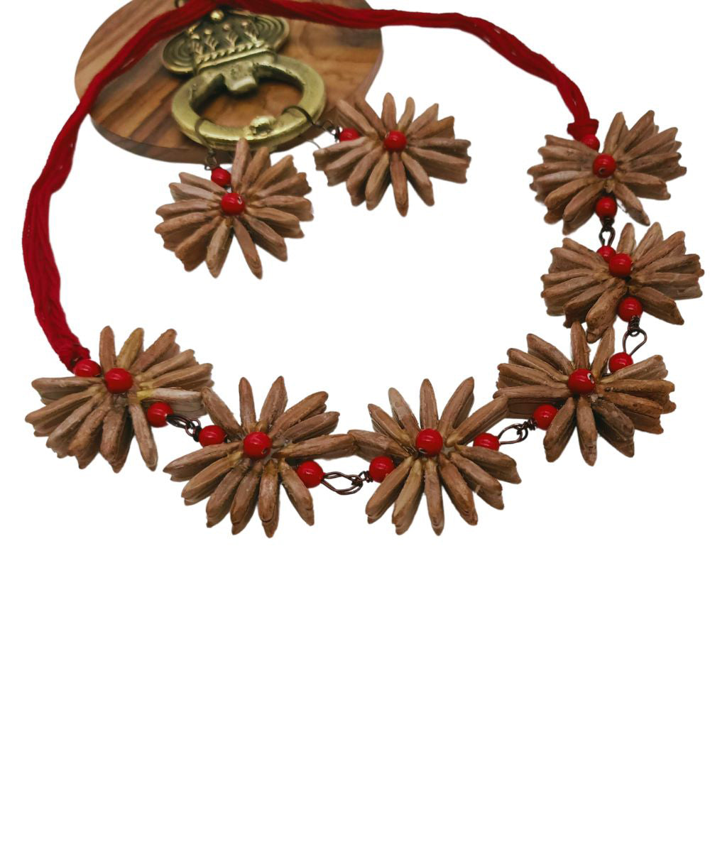 Brown red handcrafted palm fibre seeds necklace and earring
