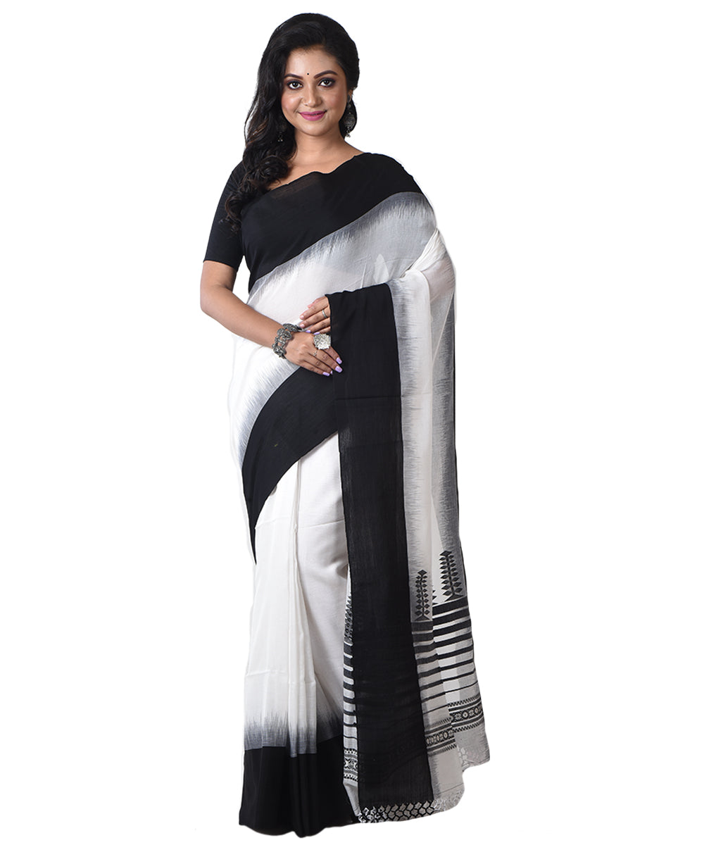 White black handloom cotton shantipuri saree