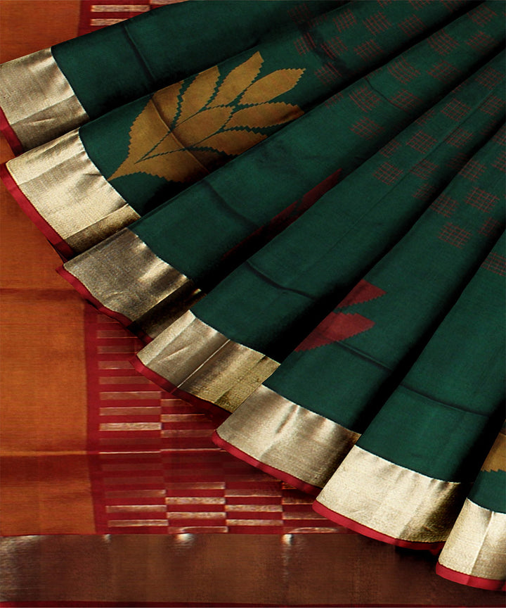 Dark green red pallu silk handloom karnataka saree