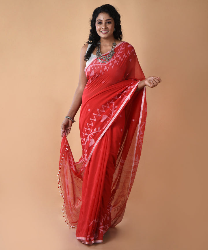 Red cotton handwoven jamdani saree