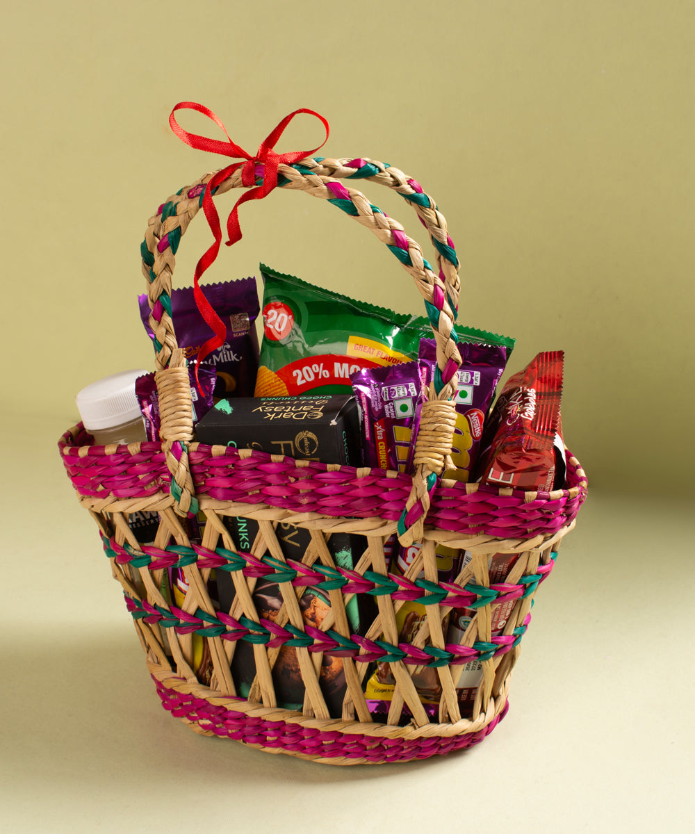 Colorful kauna grass hand held basket