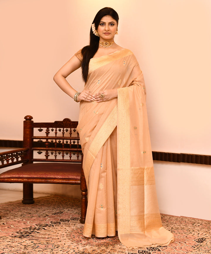 Gold silk handwoven banarasi saree
