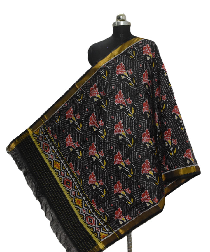 Black pink handwoven silk patoladupatta