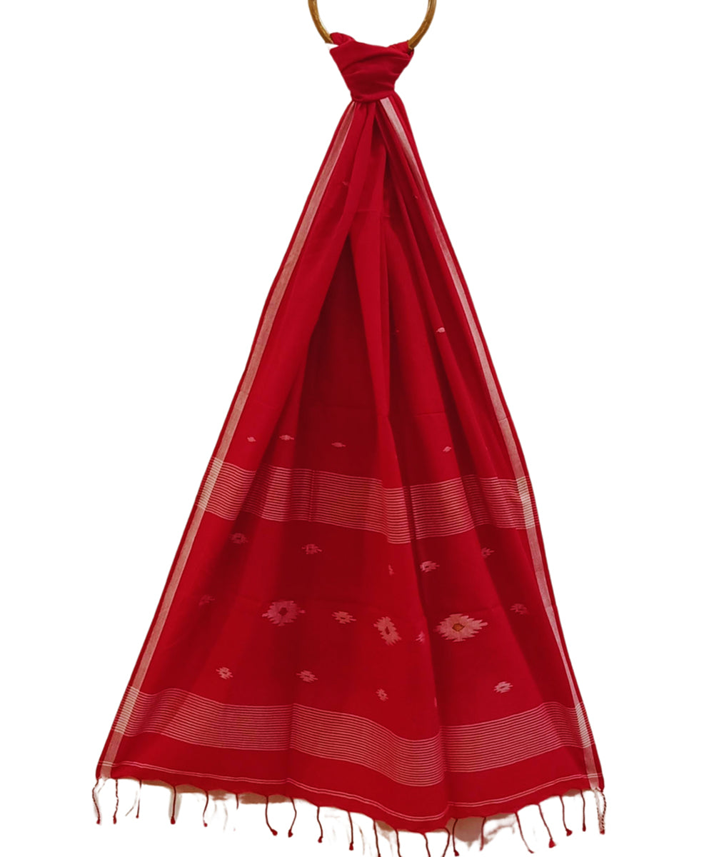 Red handwoven cotton jamdani stole