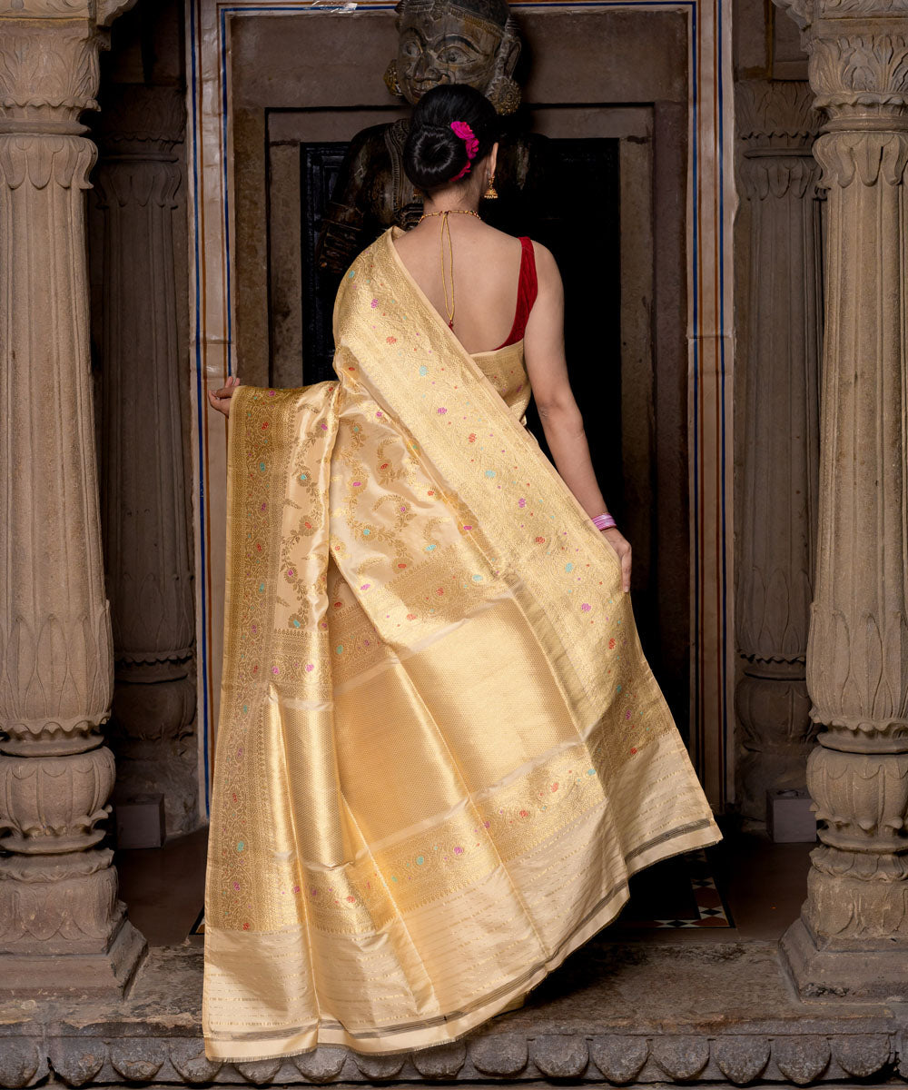 Gold jangla silk handwoven banarasi saree