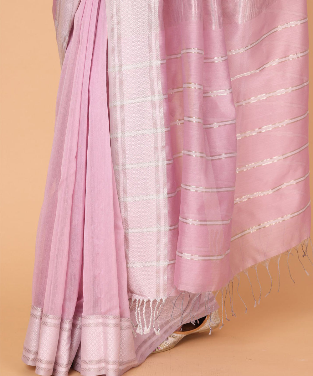 Pink offwhite cotton silk handloom maheshwari saree