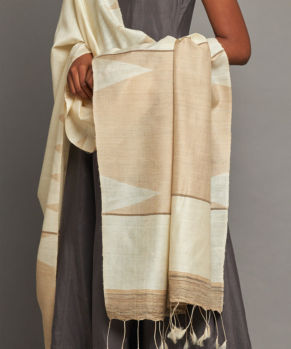White beige handwoven kosa silk dupatta