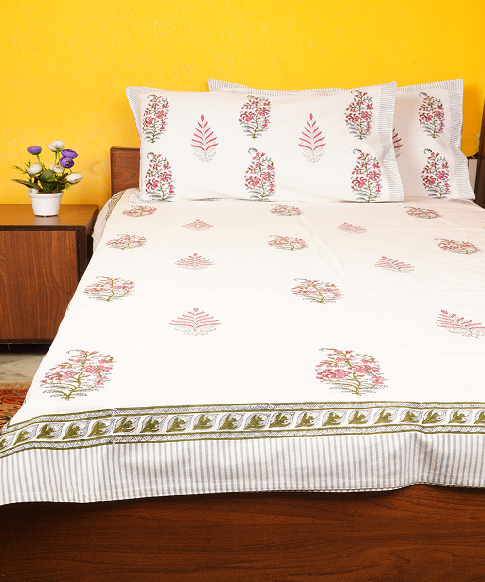 White base cotton hand printed double bedsheet