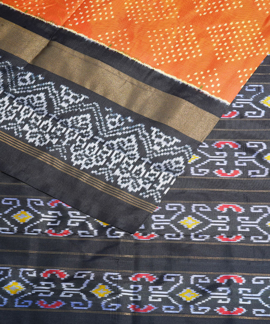 Pochampally Pattern Handloom Pochampally Ikat sarees from weavers online | gocoop.com ...