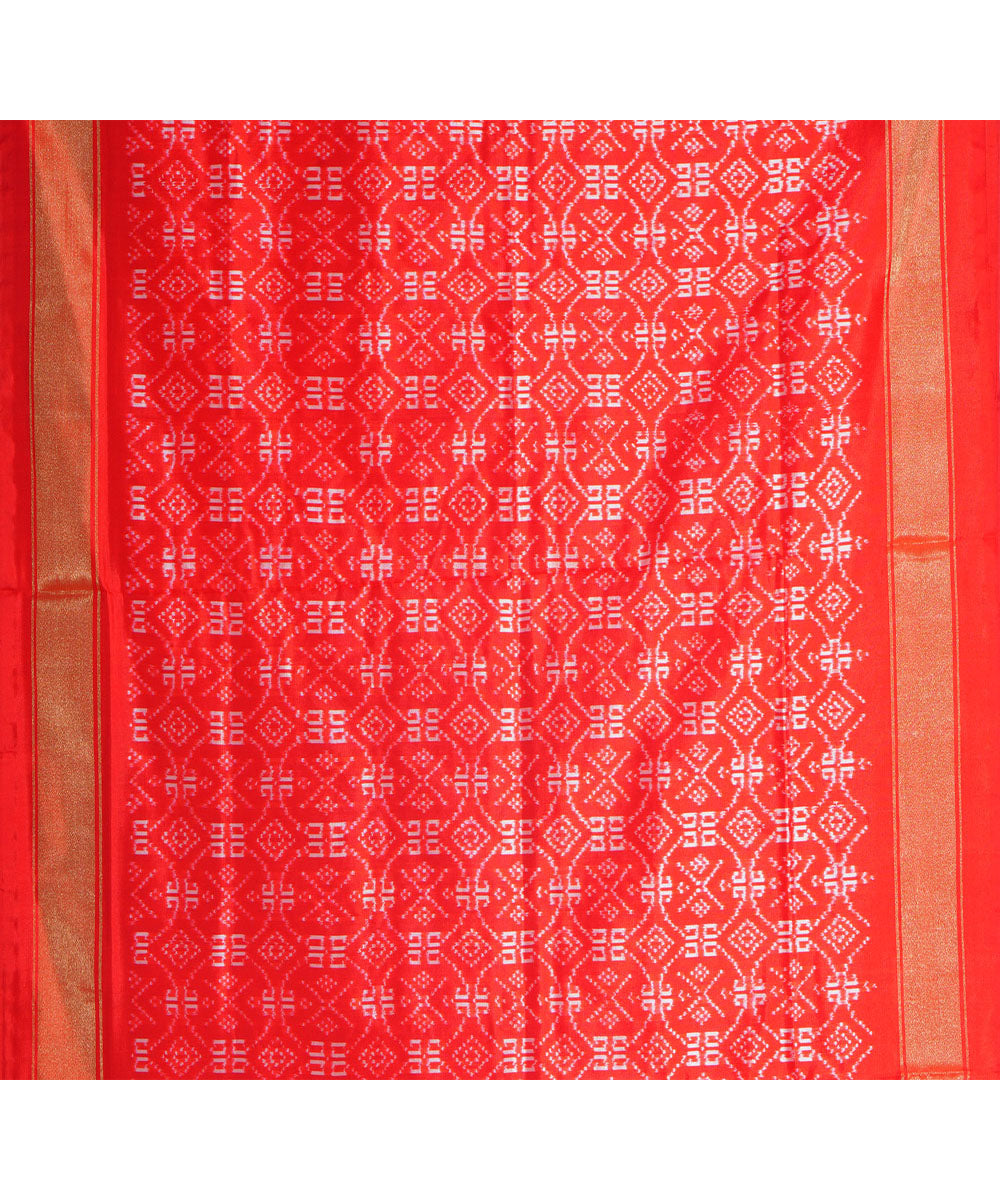 Offwhite red handwoven pochampally ikat silk saree