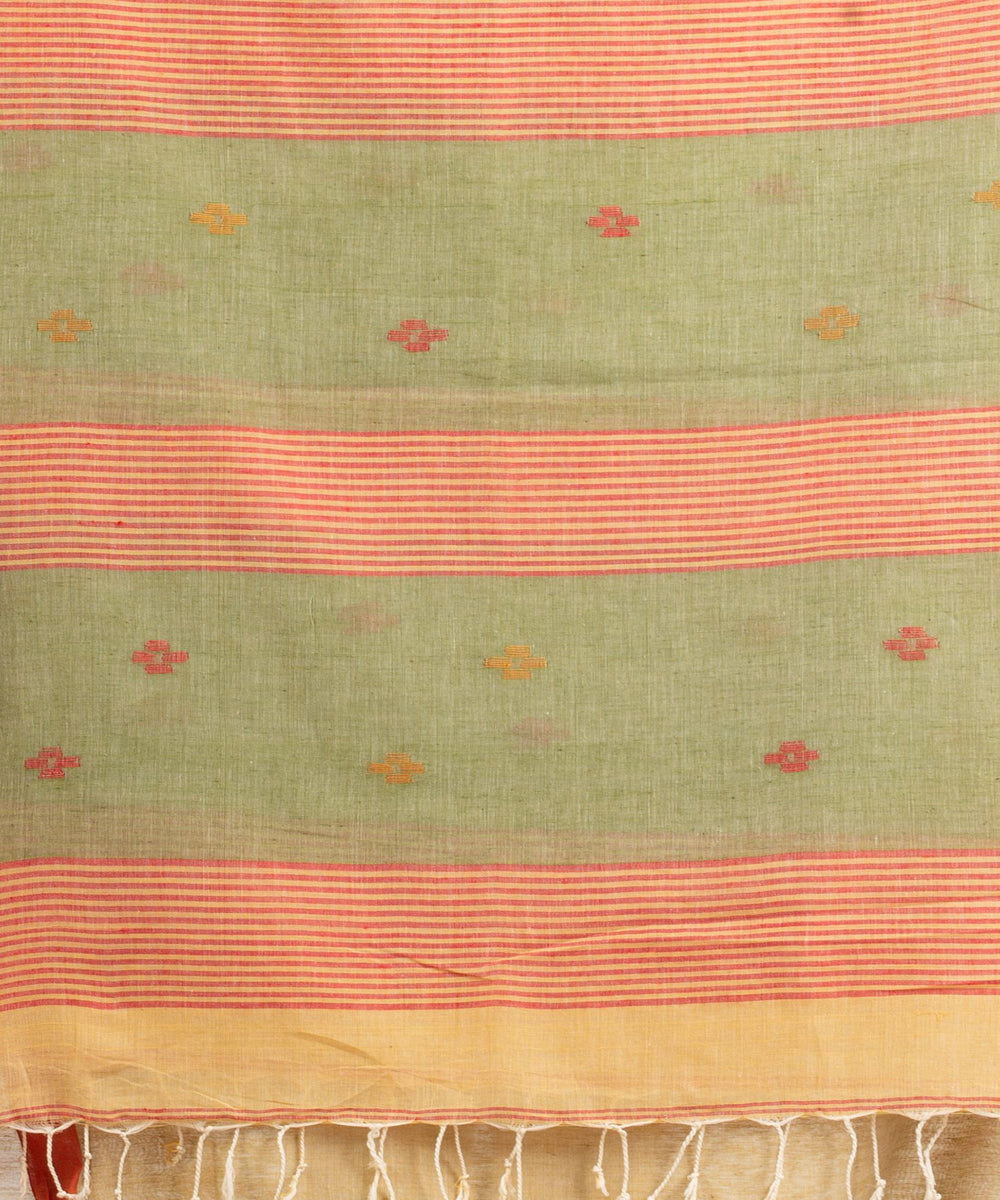 Beige handwoven cotton bengal saree