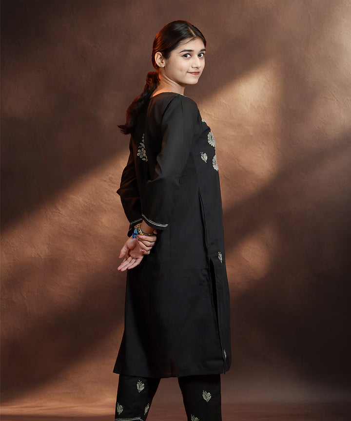 Black  Hand Embroidered   Chikankari  Cotton Kurta Set