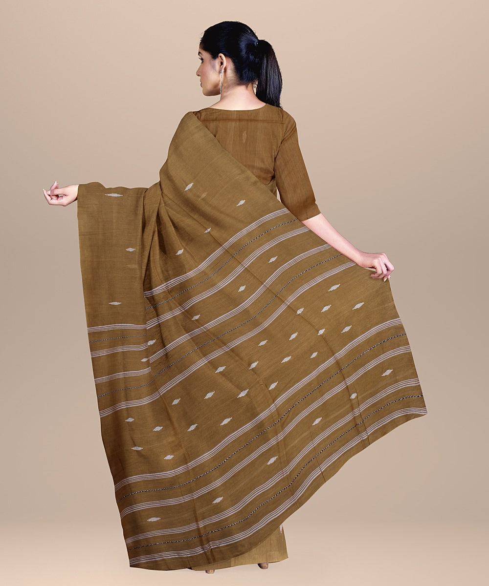 Brown offwhite handloom cotton bengal saree