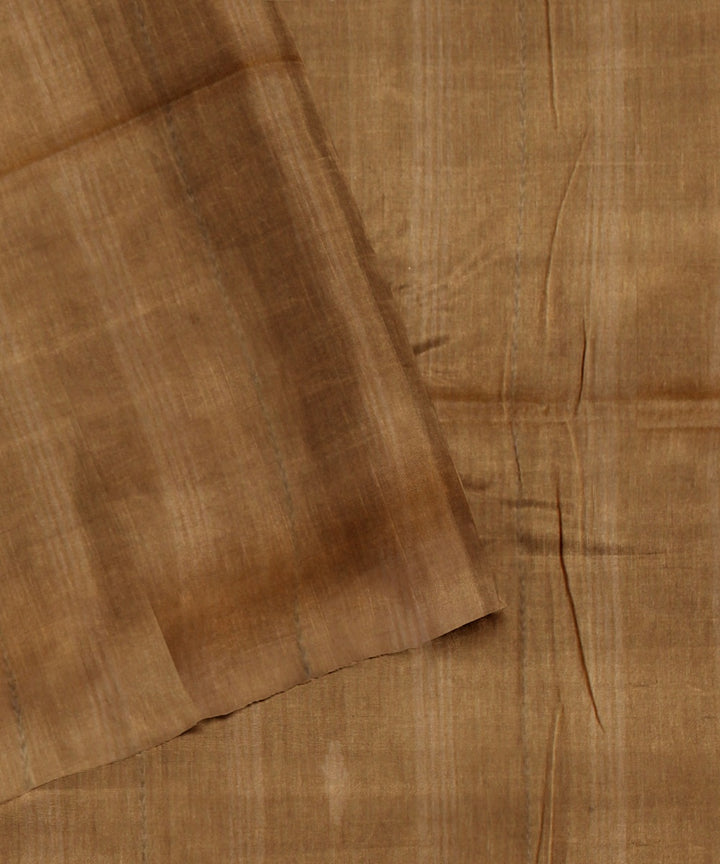 Brown offwhite handloom cotton bengal saree