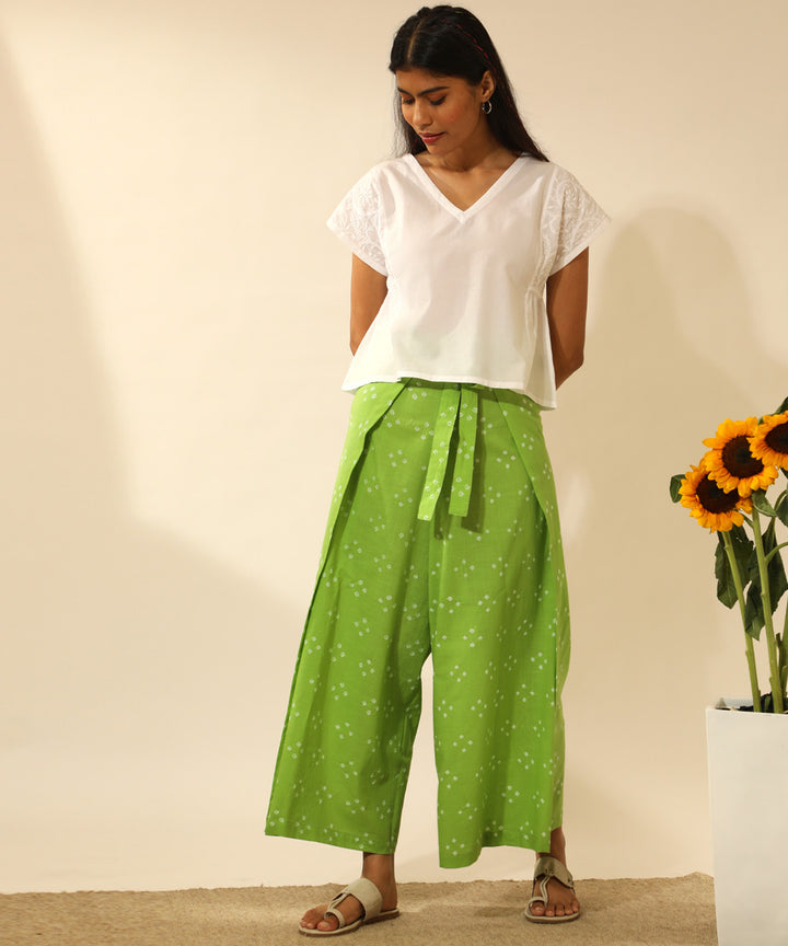 Green handcrafted bandhani cotton pant