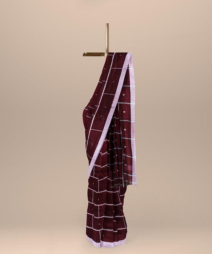 Maroon offwhite checked handloom cotton bengal saree