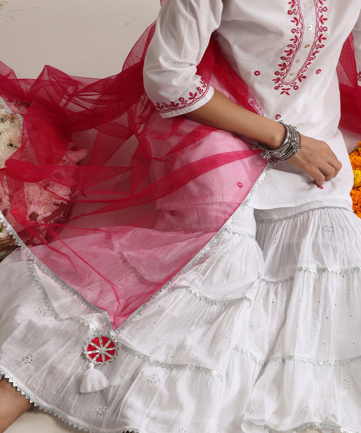 White  Hand Embroidered   Chikankari  Cotton Kurta Set