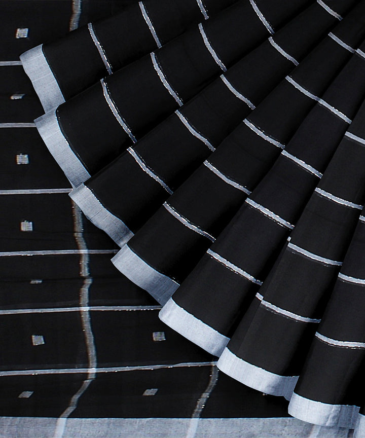 Black offwhite checked handloom cotton bengal saree