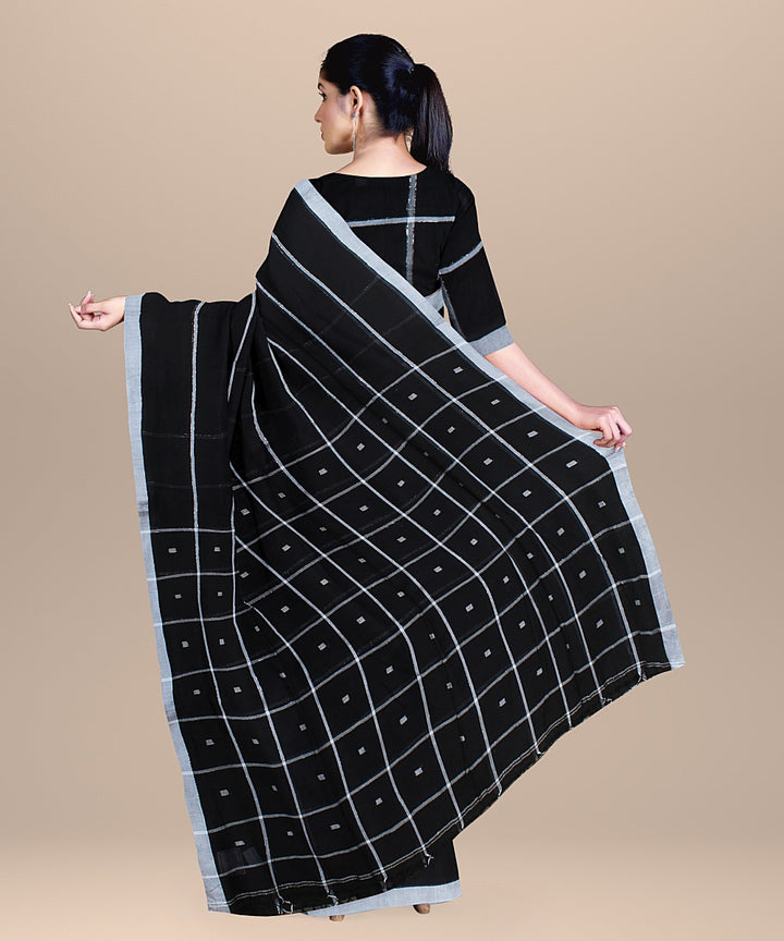 Black offwhite checked handloom cotton bengal saree