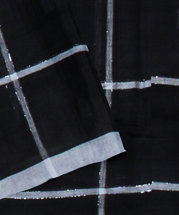 Black offwhite checked handloom cotton bengal saree