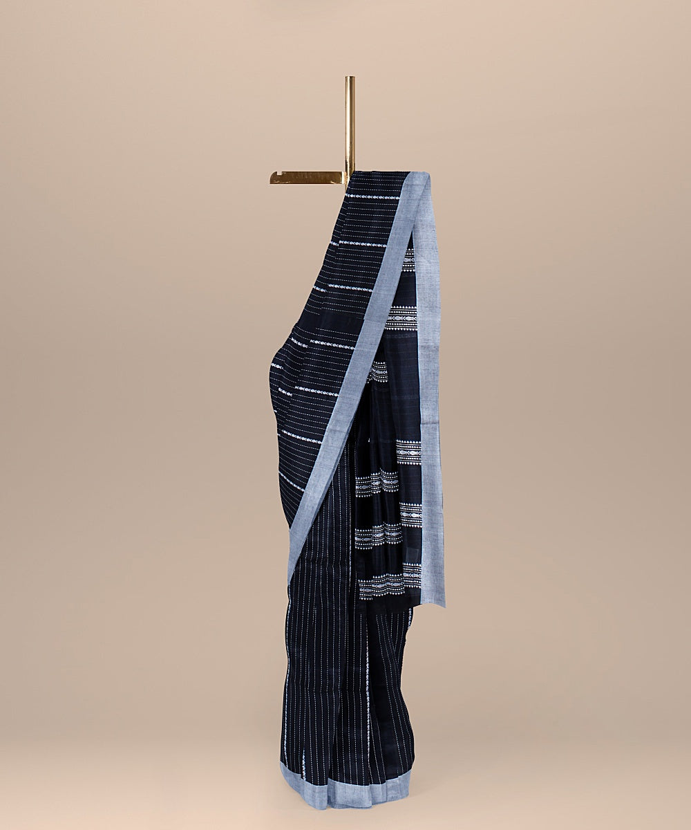 Navy blue offwhite handloom cotton bengal saree