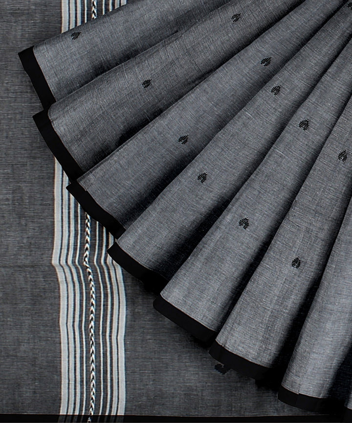 Grey black offwhite handloom cotton bengal saree