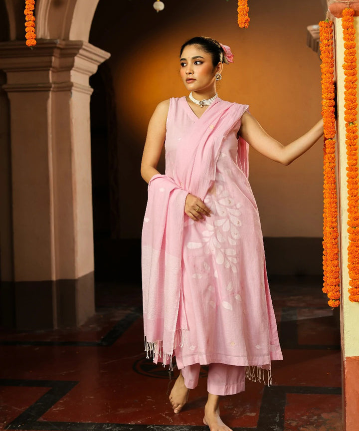 Handloom pastel pink cotton zari jamdani kurta set with dupatta