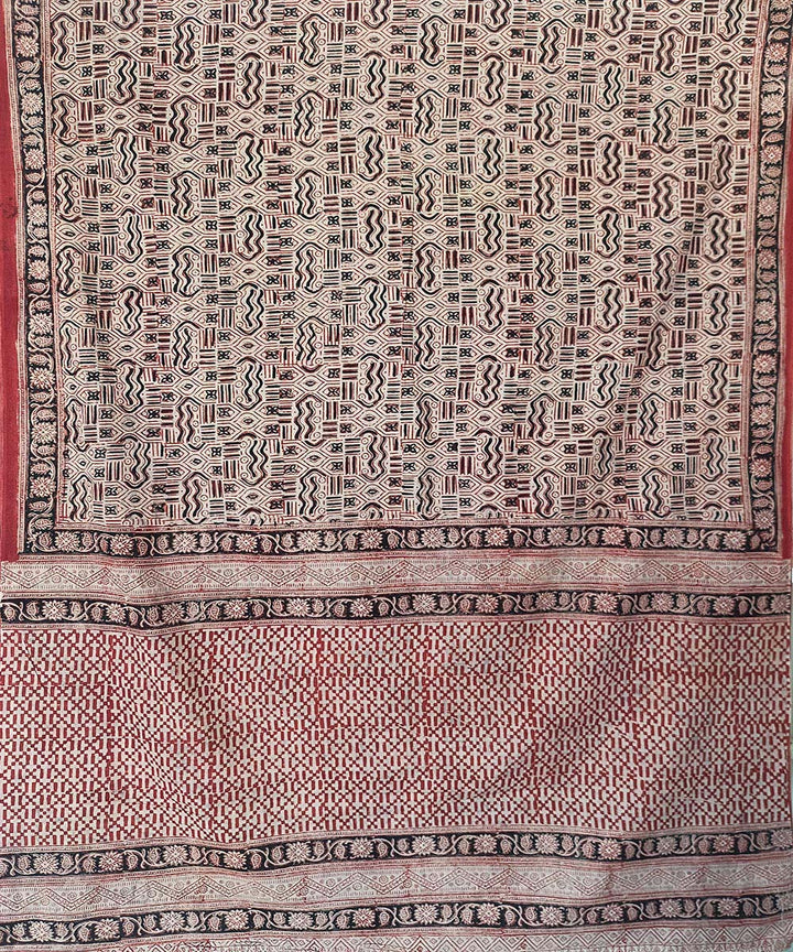 Offwhite red kalamkari hand printed cotton saree