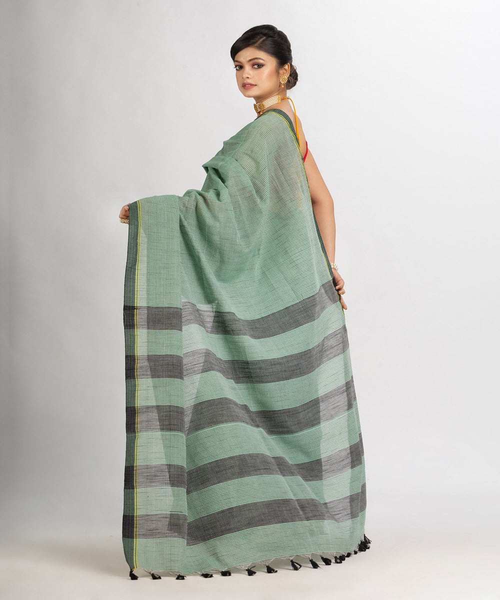 Green black handloom cotton check bengal saree