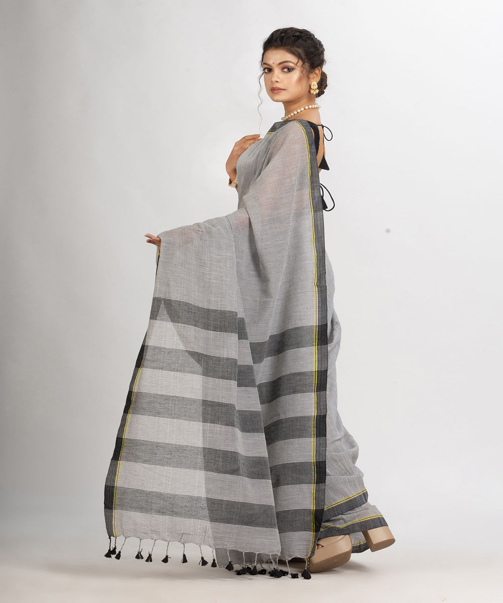 White black handloom cotton checks bengal saree