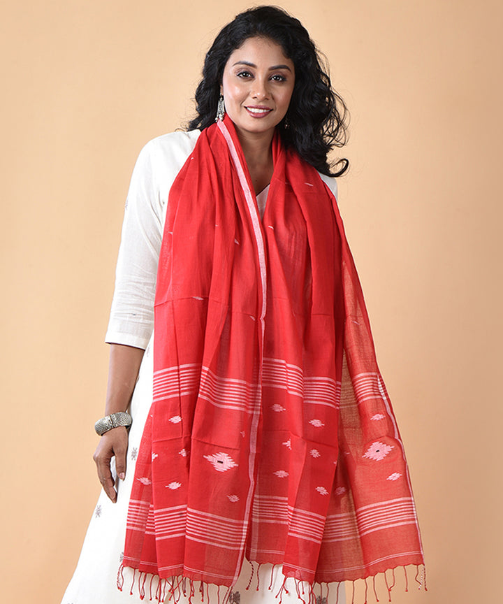 Red white handloom cotton jamdani stole