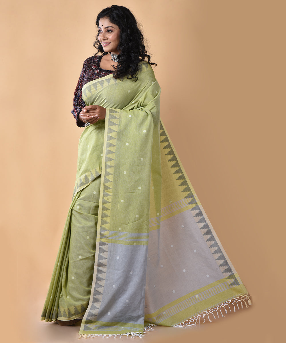 Sea green white cotton handwoven jamdani saree