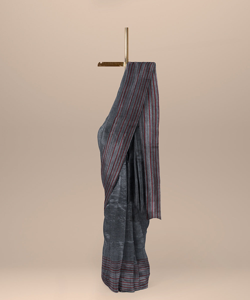 Grey red handwoven cotton bengal saree