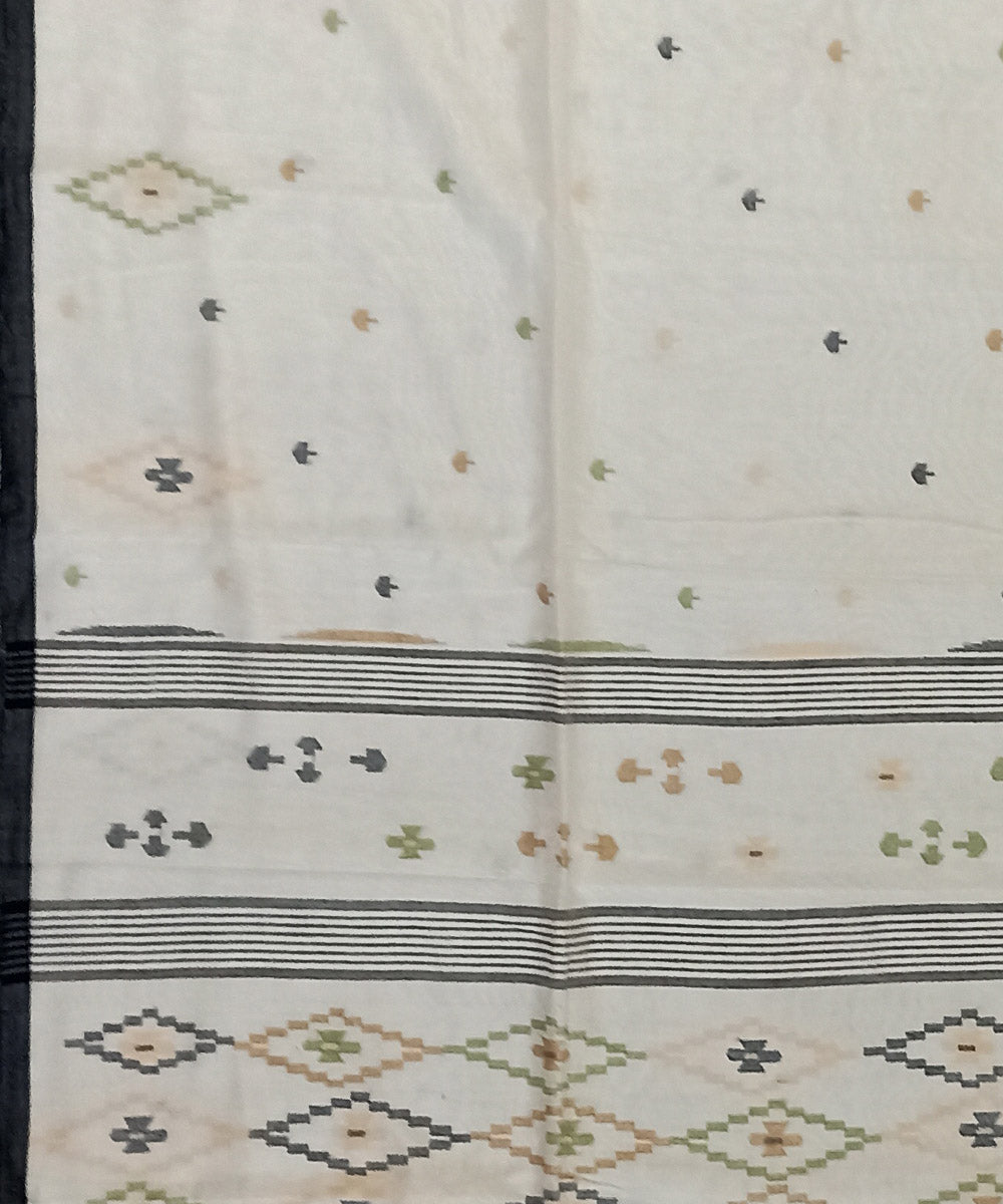 Beige cotton handloom bengal saree