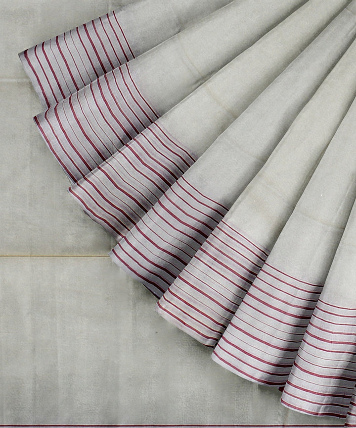 Cream red handloom bengal cotton saree