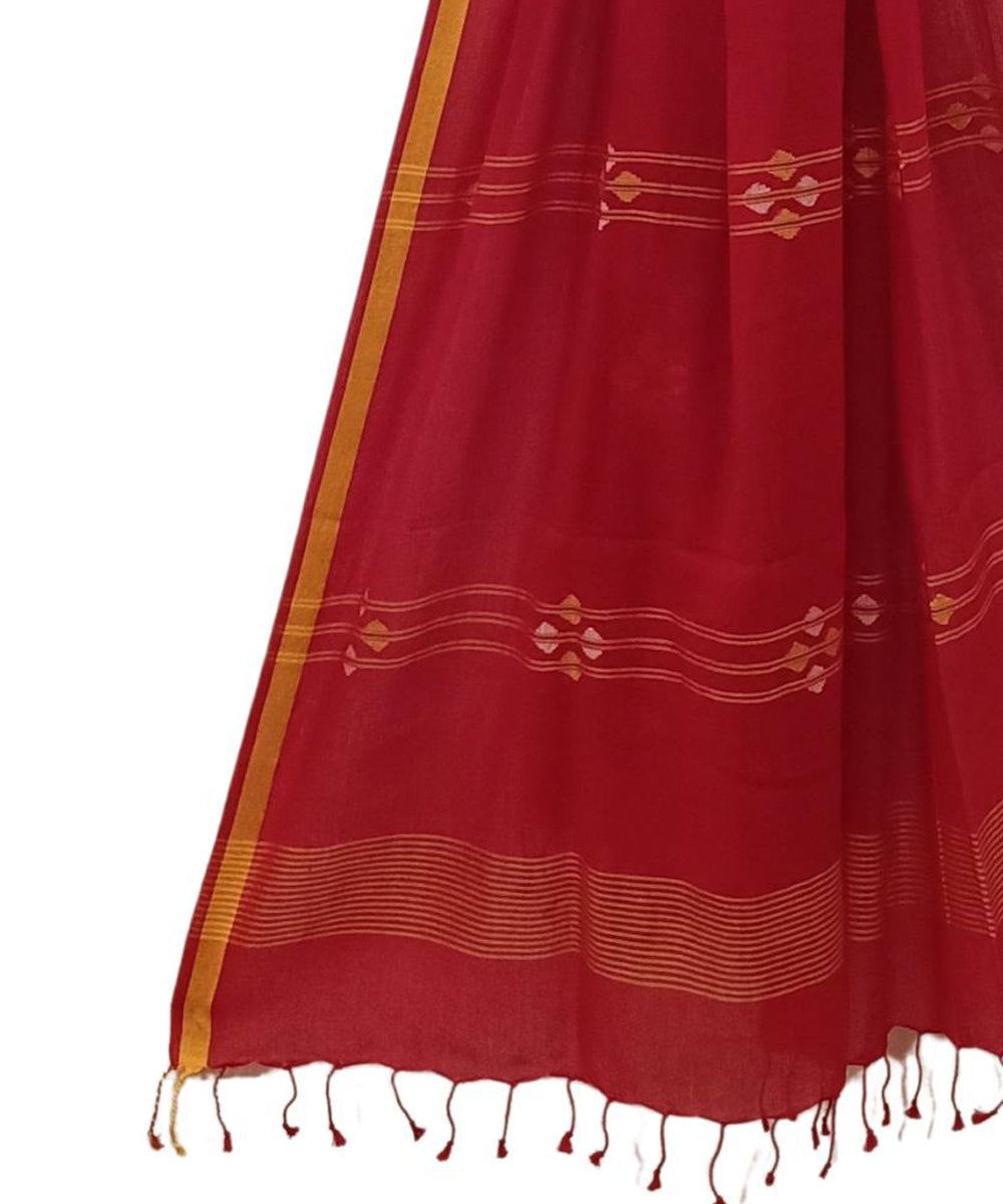 Red handwoven cotton jamdani dupatta