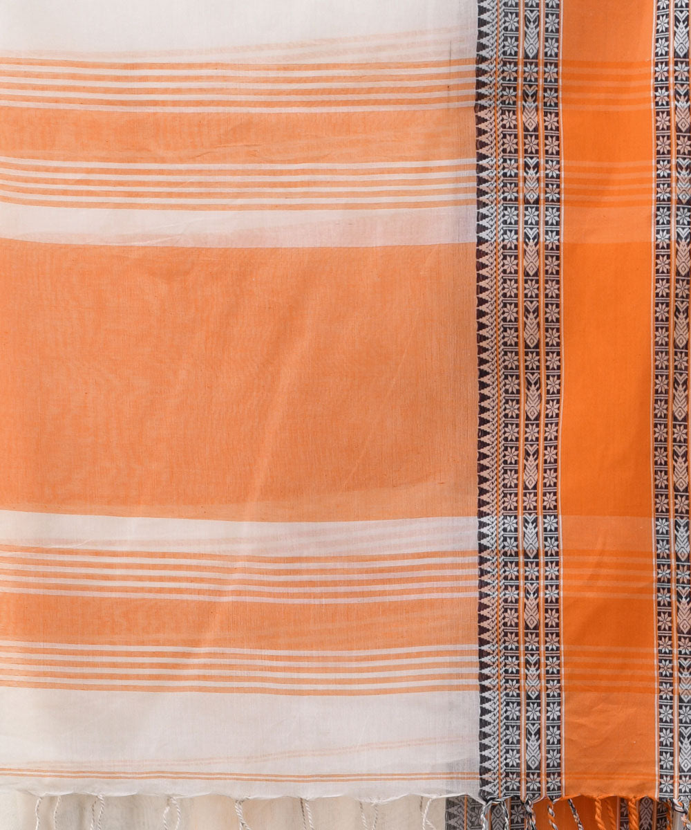 Offwhite orange handloom cotton bengal saree