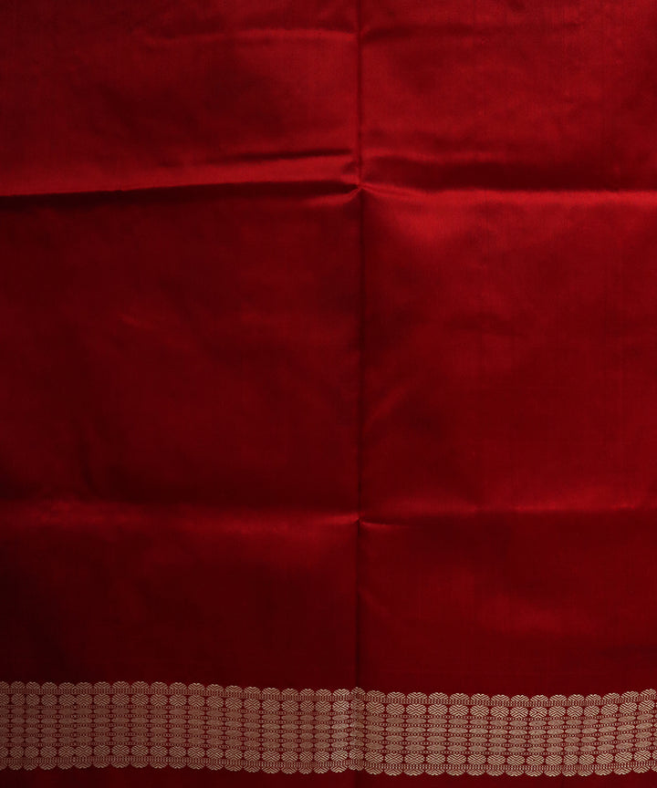 White dark red silk handloom bomkai saree