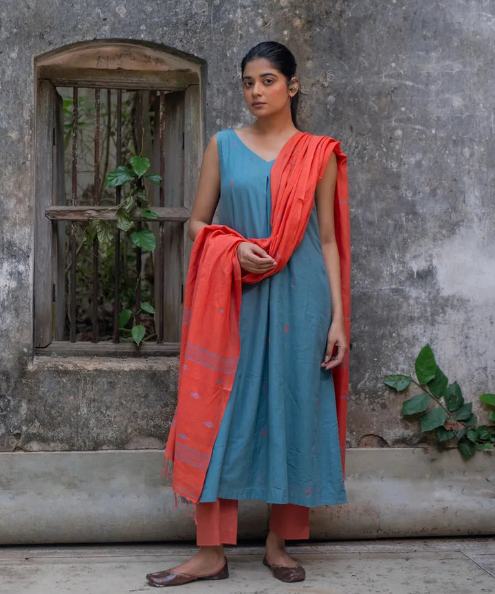 Handloom grey cotton jamdani kurta set with dupatta
