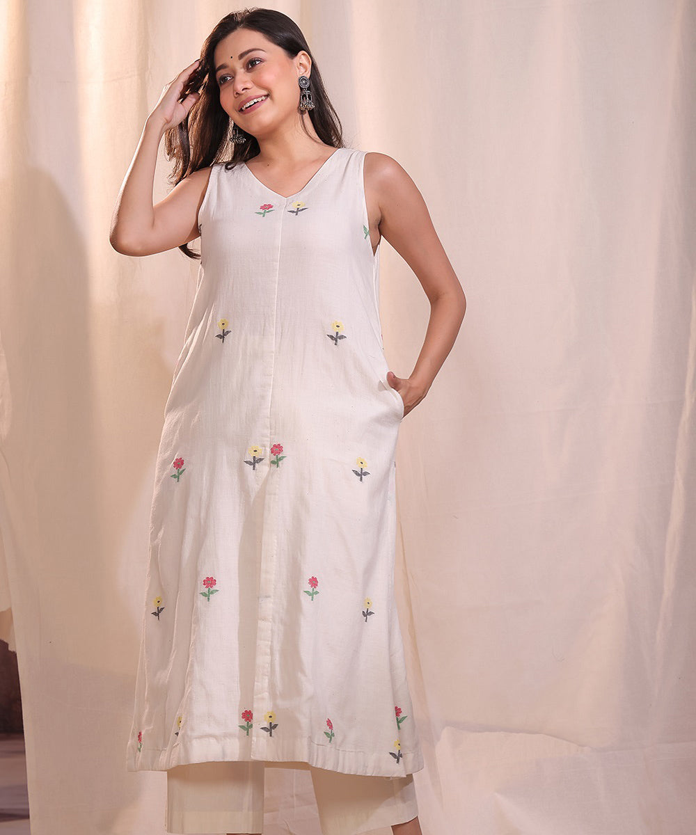 Handloom off white cotton jamdani flower kurta set with dupatta