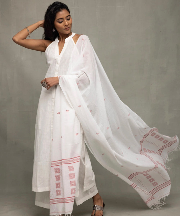White slub cotton kurta set with jamdani dupatta