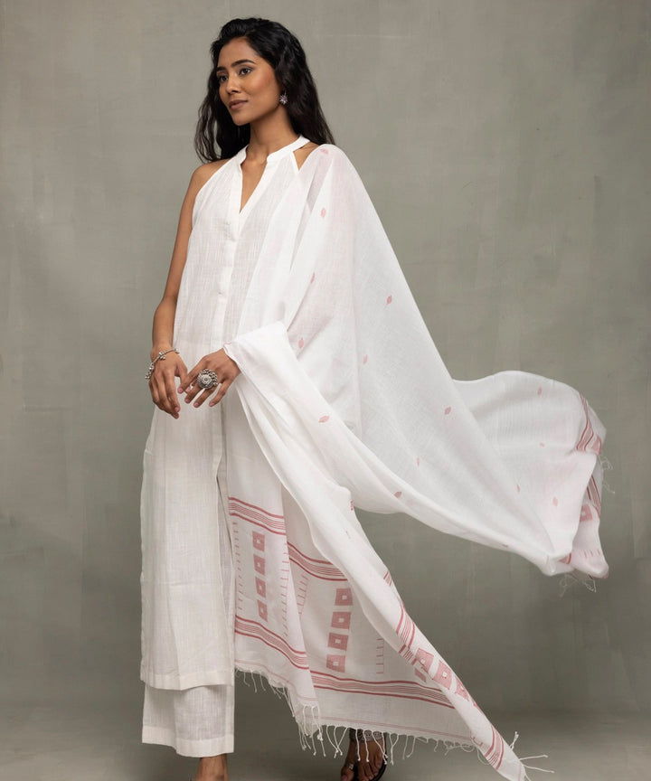 White slub cotton kurta set with jamdani dupatta