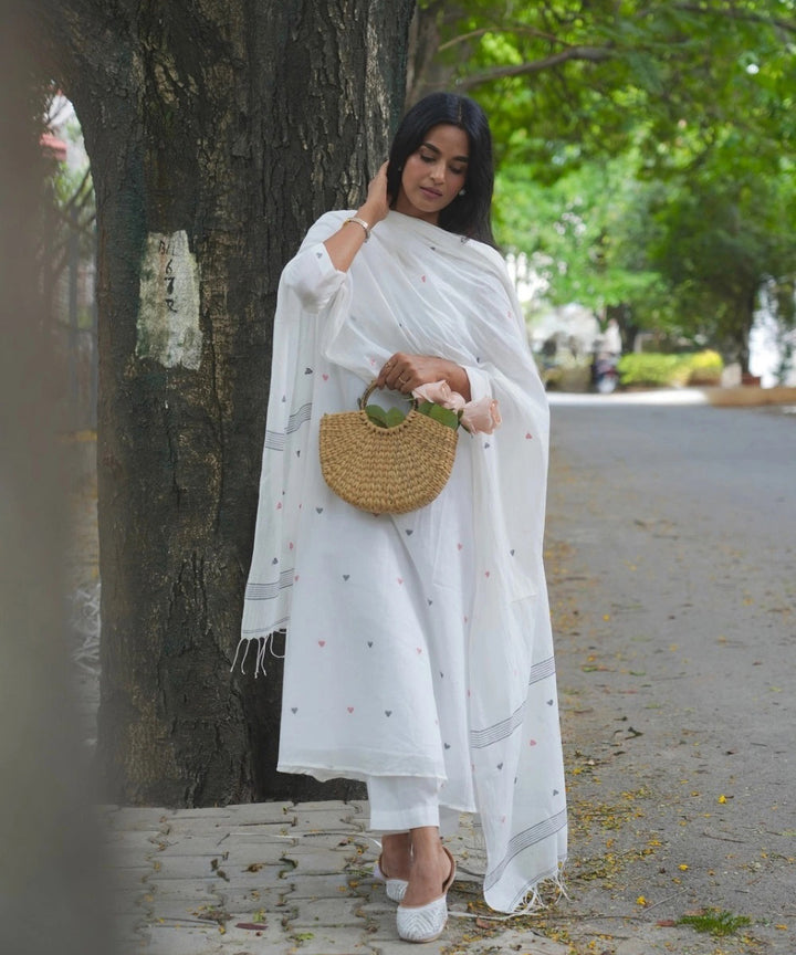 Handloom white cotton heart shape jamdani kurta set with dupatta
